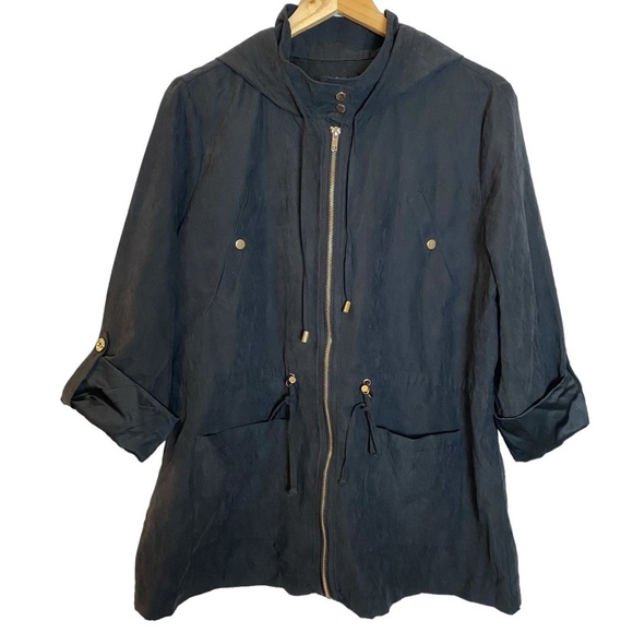 Sky Plus Women’s 2X Jacket Black Full Zip Hooded Roll Tab Sleeves Gold Detailing - Picture 1 of 14